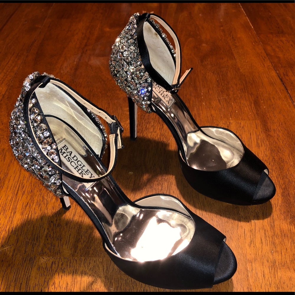 Badgley Mischka Black Satin Crystal Embellished Heels